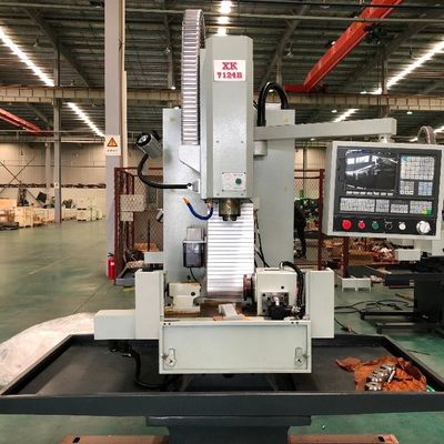 品質  Mini 3-Axis CNC Drilling Milling Machine Single Spindles 工場
